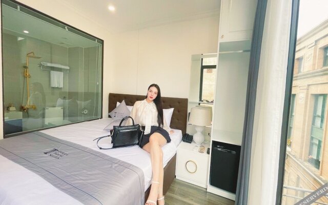 Opera House Suites