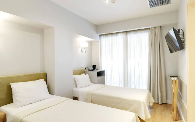 Phidias Piraeus Hotel