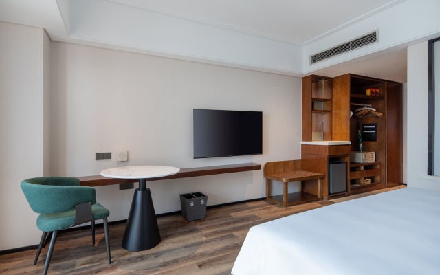 Holiday Inn Qingdao City Centre by IHG – Guest Rooms – Qingdao