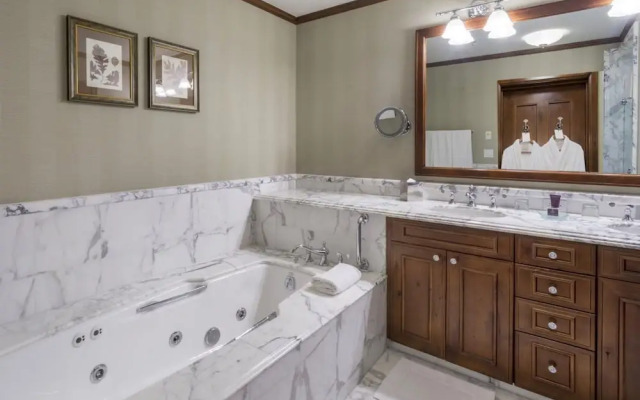Aspen Ritz Carlton 3 Bedroom Residence