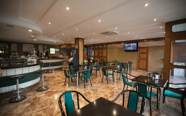 Hotel Odon