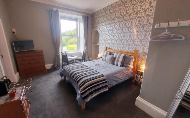 Lawriestone Guest House