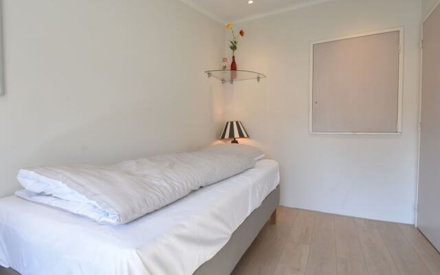 Cozy Holiday Home in Flushing near Sea