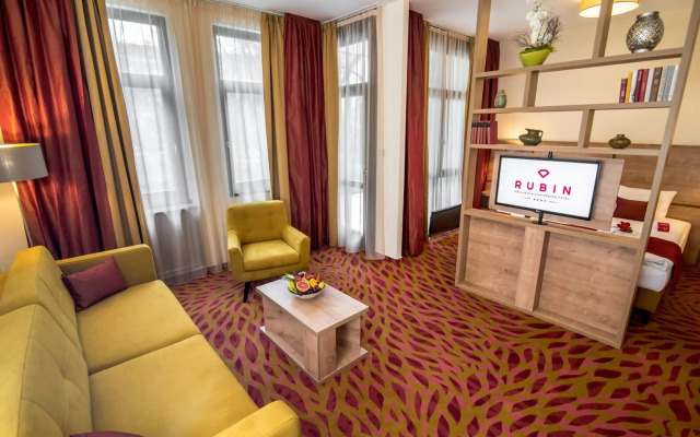 Rubin Wellness & Conference Hotel