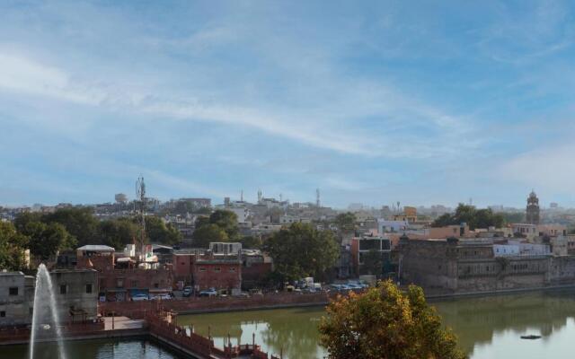 Hinduja Haveli Gulab Sagar