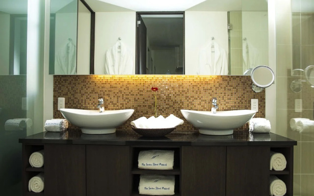 The Seven Stars Resort ISHIGAKI