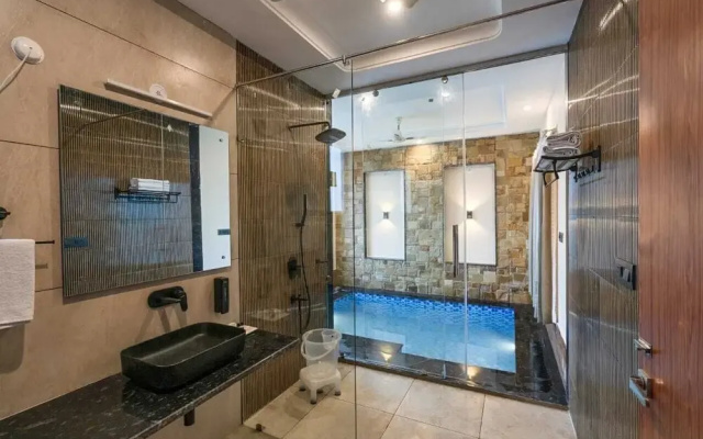 Delight The Lavish Loft Corbett