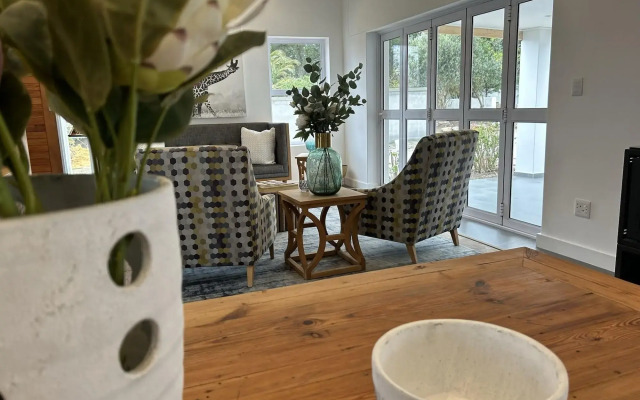 Mirabelle Bed and Breakfast Guest House