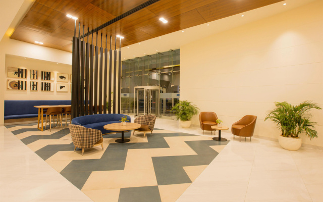 Keys Prima by Lemon Tree Hotels, Pimpri Pune – Lobby – Pimpri - Chinchwad