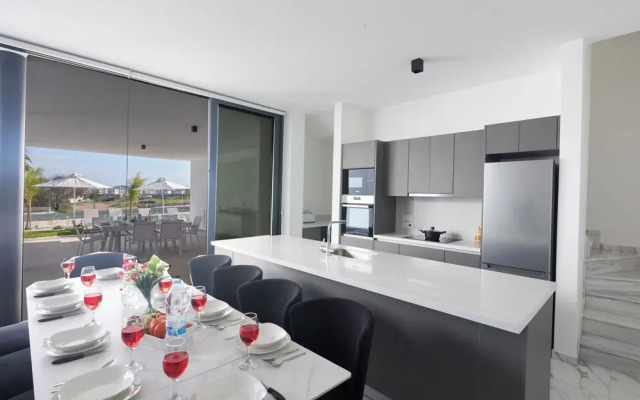 Protaras Aqua Pearl Villa Aq10 With Pool Heating