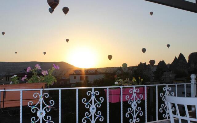 Goreme Palace Stone Hotel