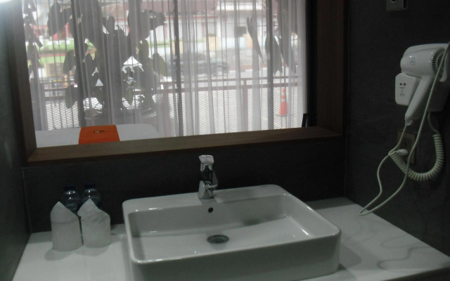 Sturgis Boutique Hotel Cipanas