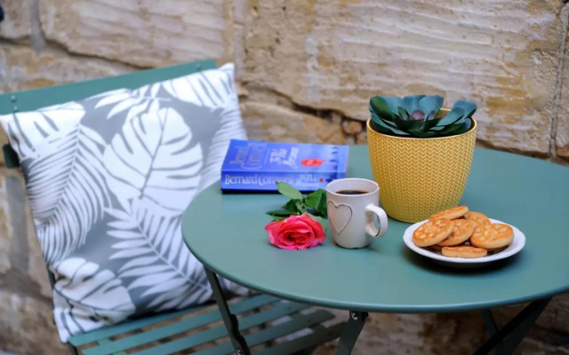 A charming and cosy townhouse in a quaint village