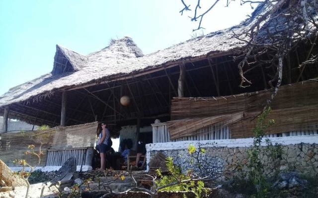 Wasini Dolphin Divers Lodge - Hostel