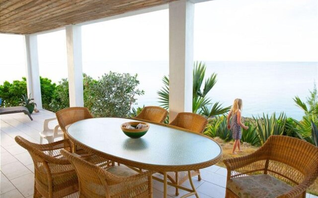 Blue Love Point 3BR by Eleuthera Vacation Rentals