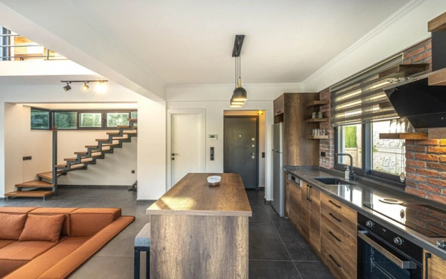 Marvelous Villa With Pool and Jacuzzi in Fethiye