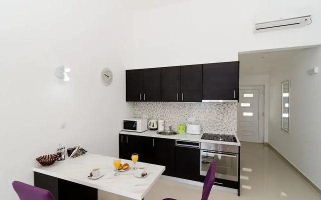 Toni & Vito's Suites