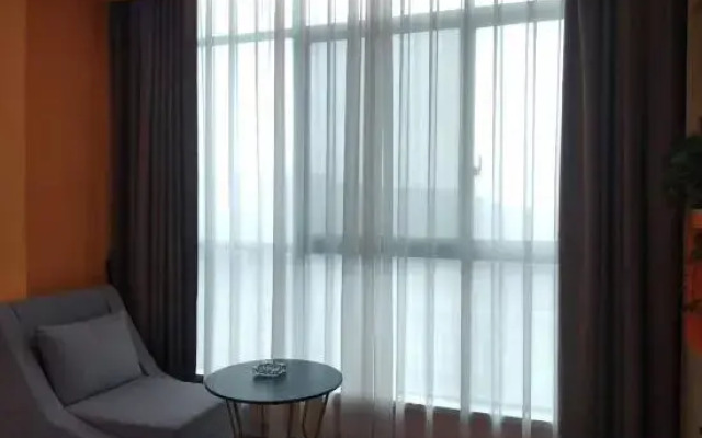 Yafeng Hotel (Xinyang Libao Square Wanxiangcheng Branch)