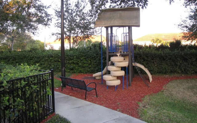 22-101 Lucaya - Master Vacation Homes