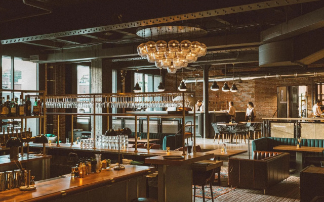 Crossroads Hotel