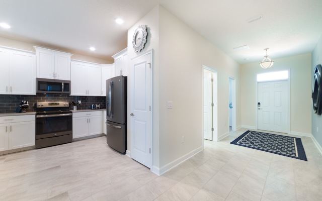 Tr_531r Champions 8 Bedroom Home