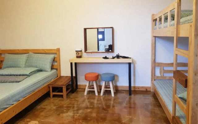 Gonggam Guesthouse