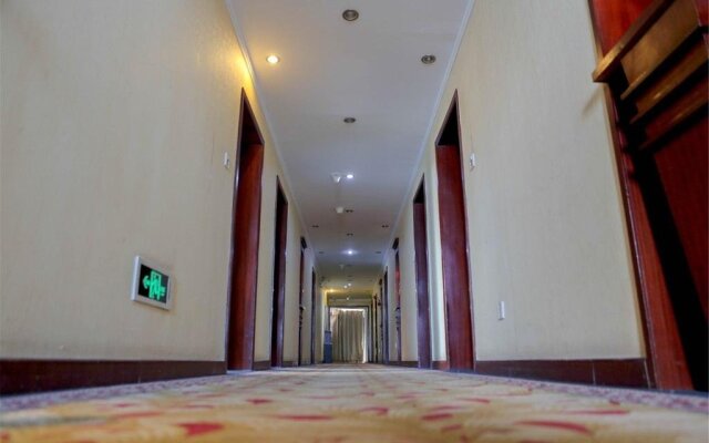 Golden Bridge Holiday Hotel