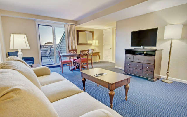 Club Wyndham Newport Onshore