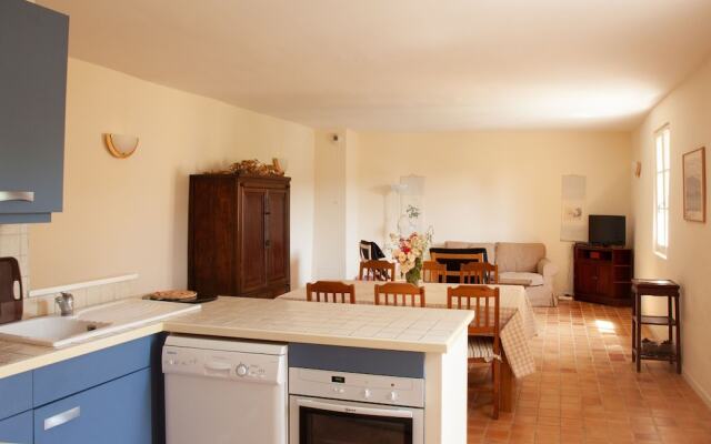 The Awning Housecosy Holiday Home in Rustrel With Swimming Pool