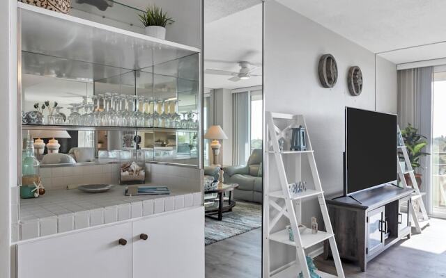 6415 Midnight Pass Road Unit 605