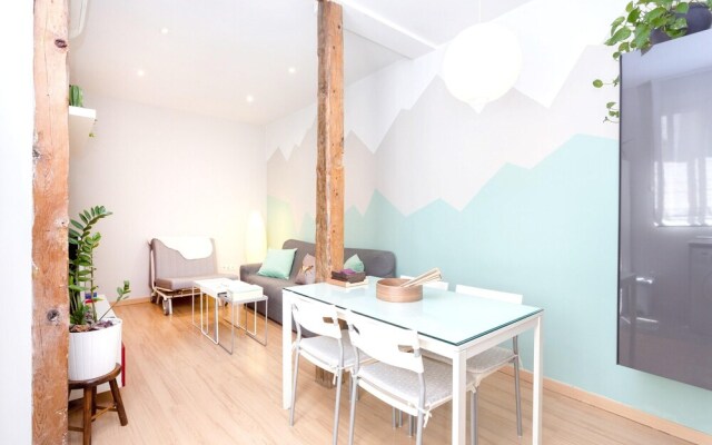 Apartment with 2 Bedrooms in Madrid, with Wifi