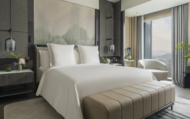 Four Seasons Hotel Hangzhou At Hangzhou Centre – Guest Rooms – Hangzhou