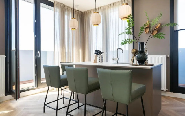 Stylish Penthouse With 2 Bedrooms