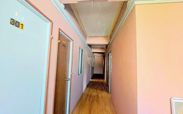 Sukhum Sukhumvit-Onnut Guest House