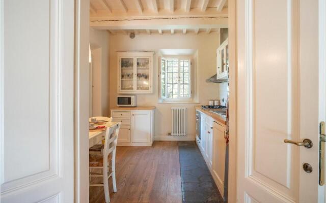 Stunning Home in Impruneta With 3 Bedrooms and Wifi