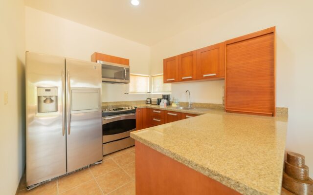 Puerta Cortés Residences by Lumina