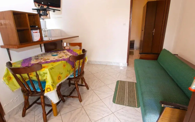 Apartment 1057