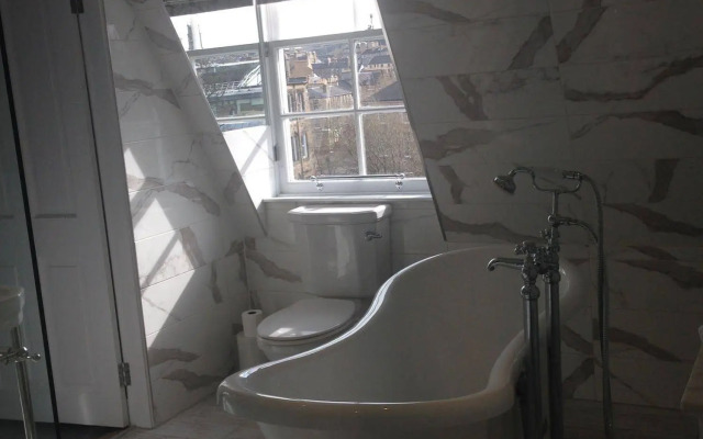 The Inverleith Hotel