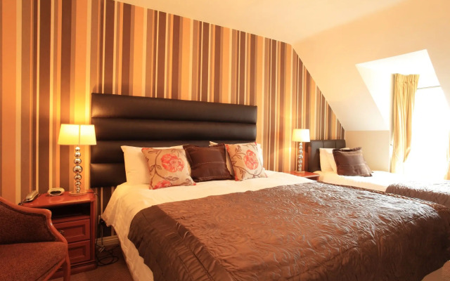 Foley's Guesthouse & Self Catering Holiday Homes