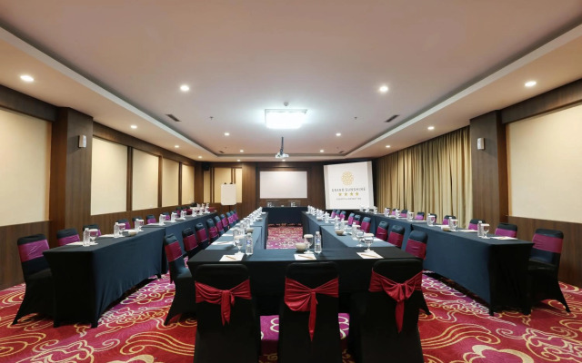 Grand Sunshine Resort & Convention