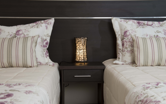 Arami Hotel & Lodge