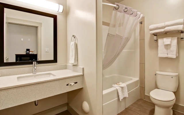 Chateau Nova Yellowknife