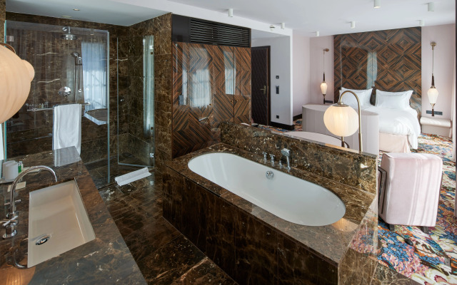 Hotel Topazz & Lamée