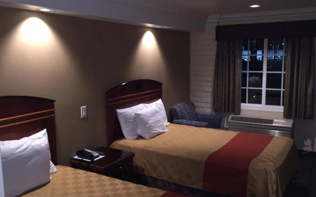 Ontario Inn & Suites