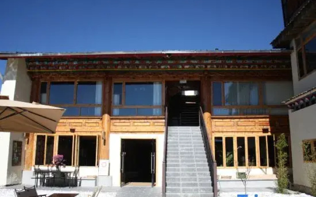 Shangri-La Yunxi Homestay