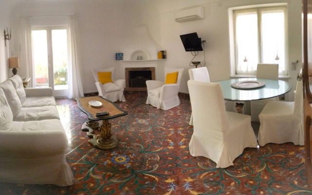 Villa Silia