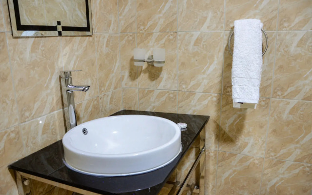 Igar Plaza Hotel
