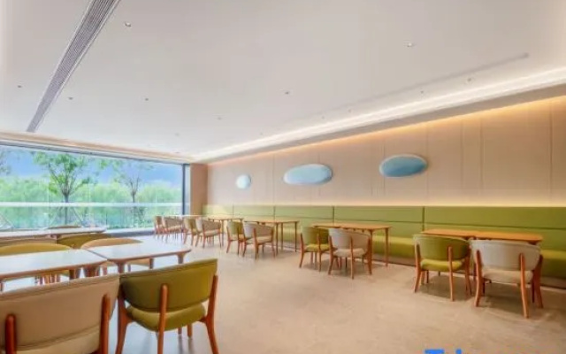 JI Hotel (Zibo Huantai Xinyu Building, Yanhe Road)