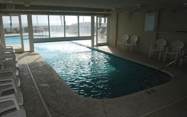 Tradewinds 801 by RedAwning