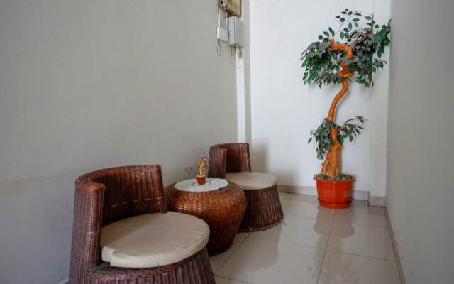 RedDoorz @ Hotel Bumi Palupy